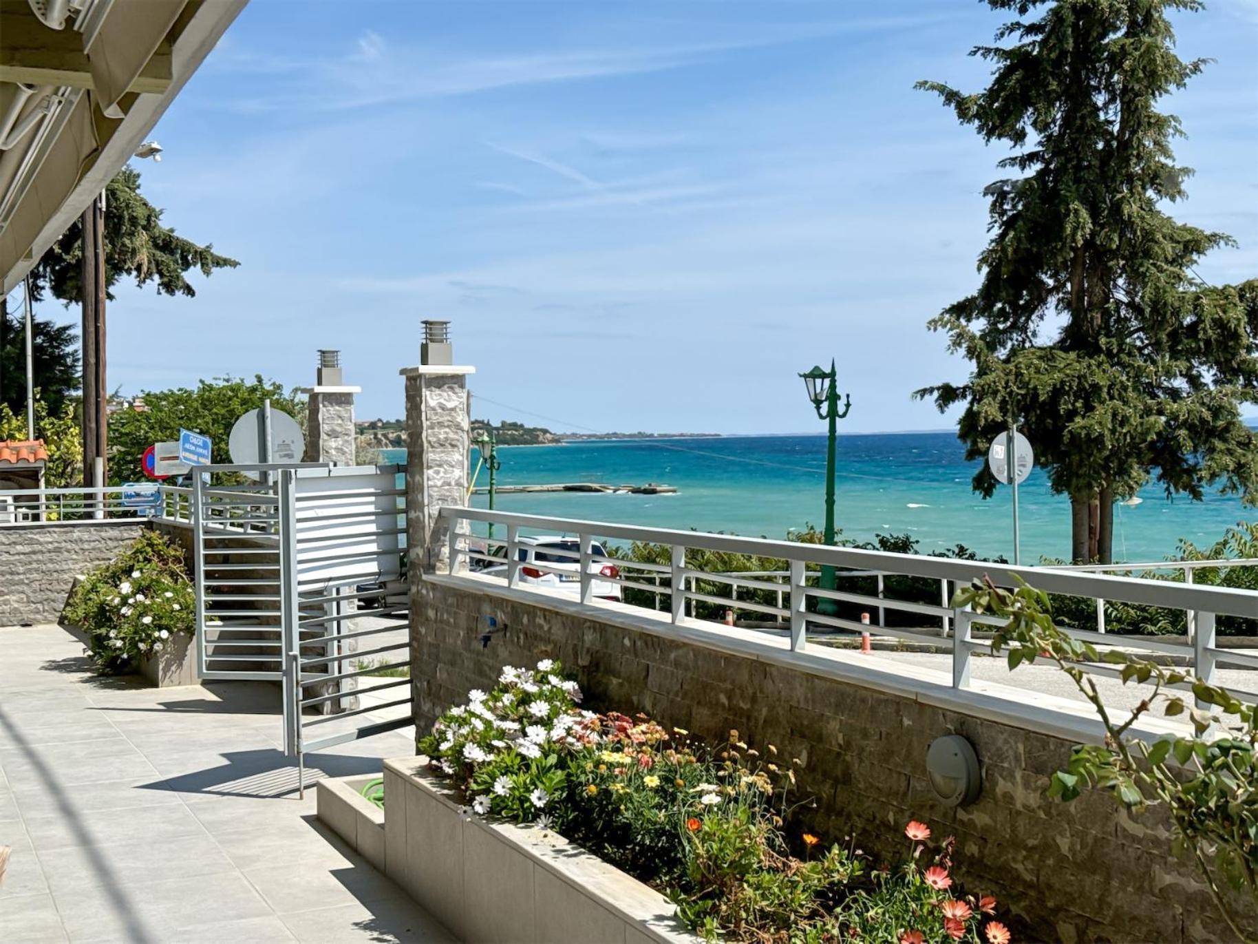 Blue Horizon 6 Nea Kallikrateia Exterior foto